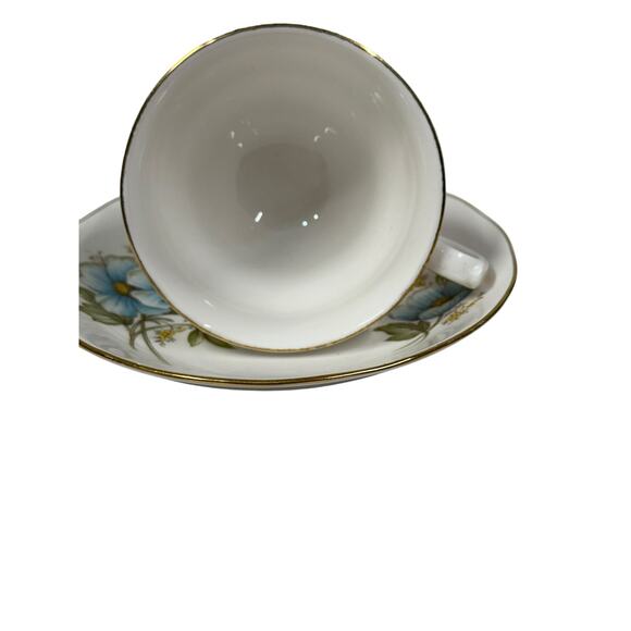 Vintage Queen Anne Bone China Porcelain Cup & Saucer with Blue Floral #8618 - Picture 2 of 11